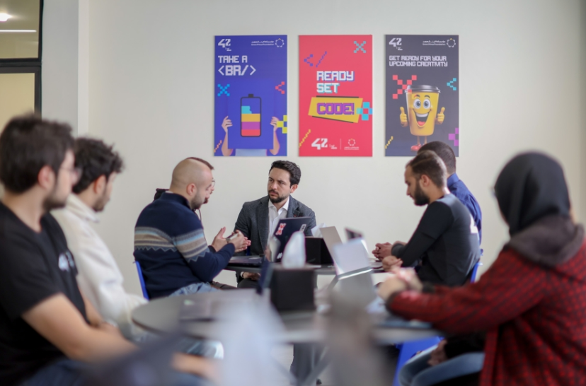 بالصور...ولي العهد يفتتح مركز 42 إربد المتخصص في علوم الحاسوب والبرمجة