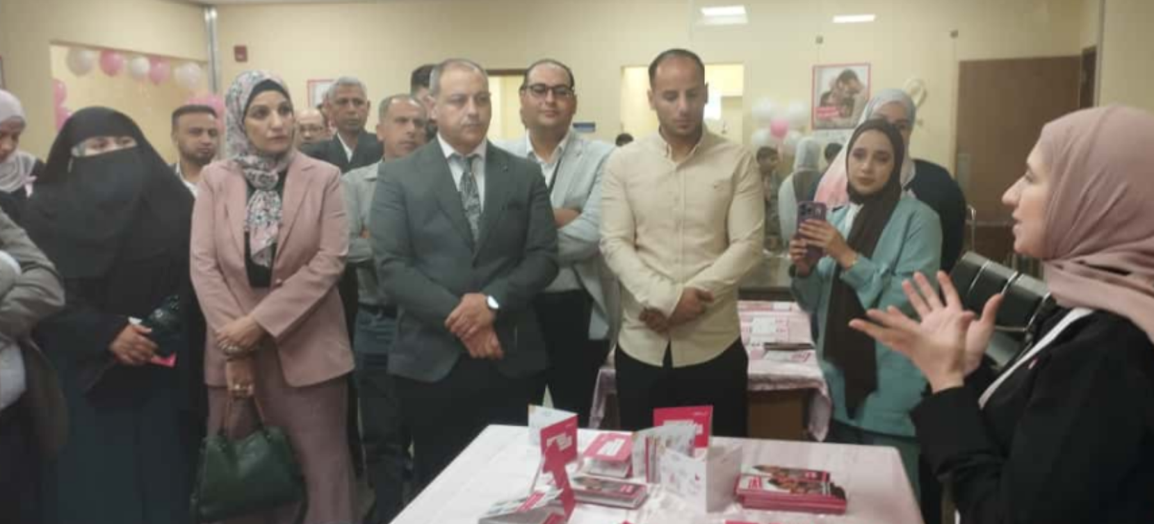 مستشفى الطفيلة الحكومي يقيم فعاليات تثقيفية بمناسبة أكتوبر الوردي 