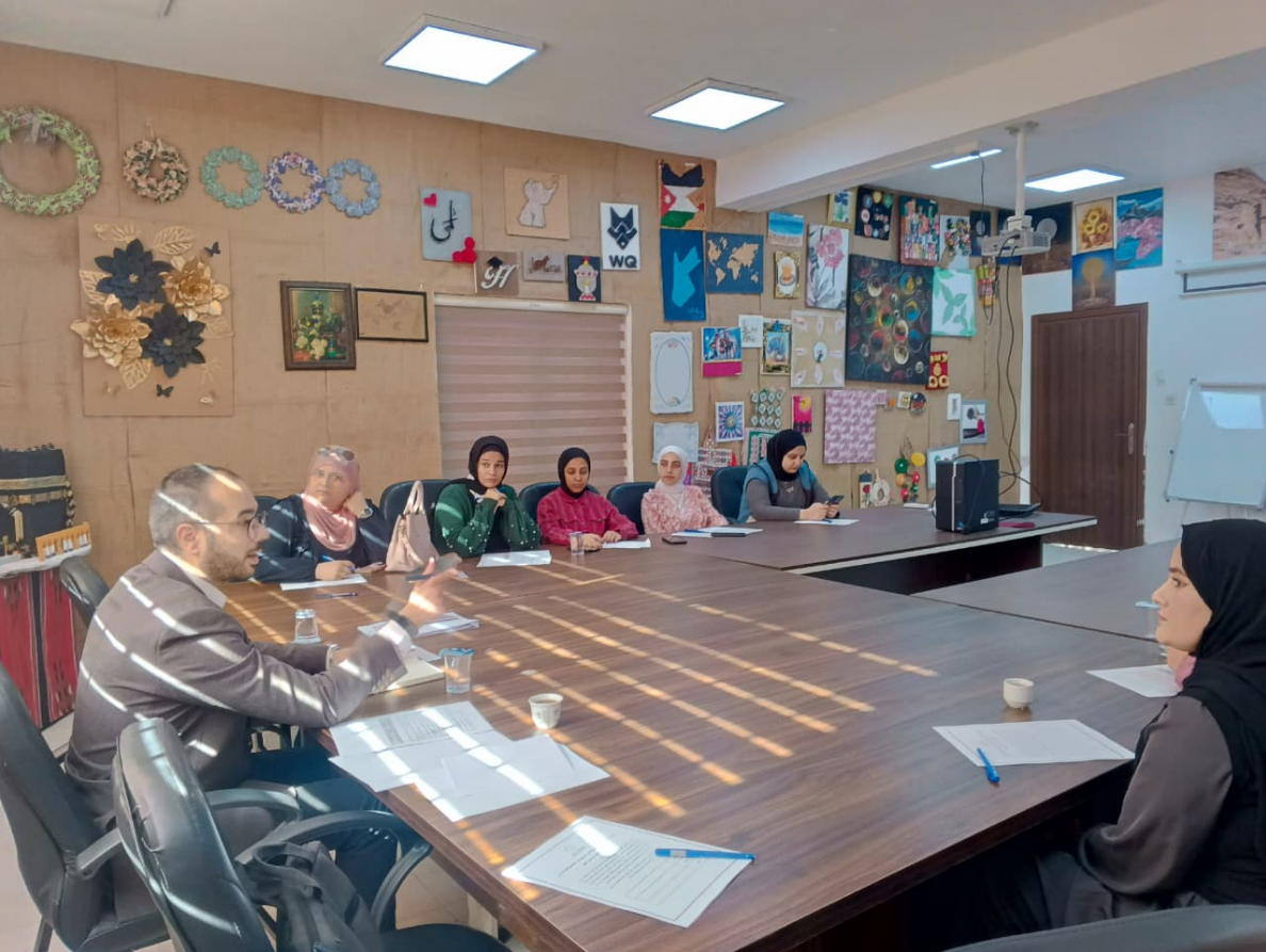 مركز شباب وشابات كفر الماء المدمج ينظم ورشة حول الاقتصاد وريادة الأعمال