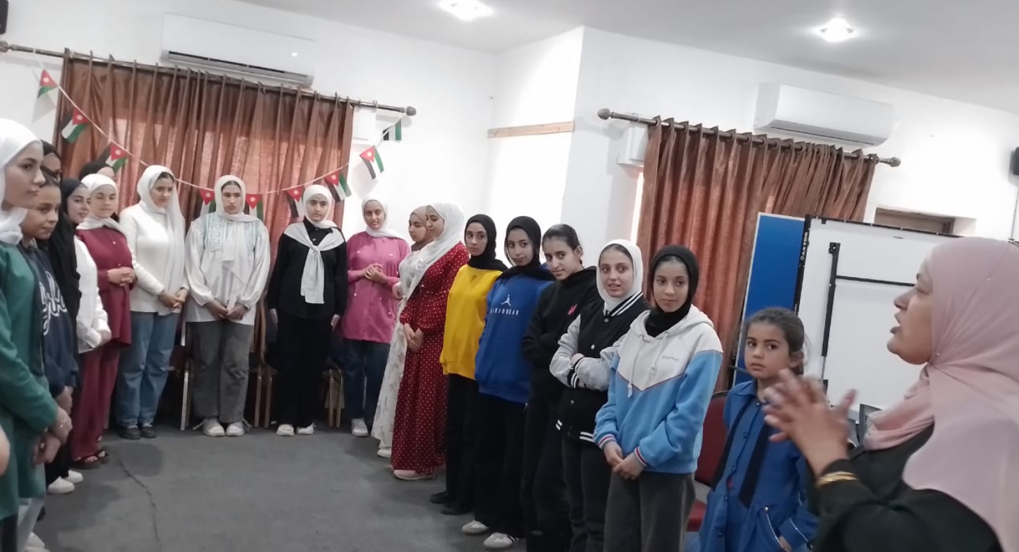 ورشة توعوية حول العادات الغذائية الخاطئة في مركز شباب وشابات سهل حوران المدمج