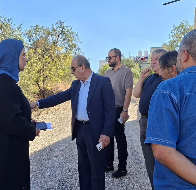 المصري يطلع على استعداد بلديات بإربد لفصل الشتاء