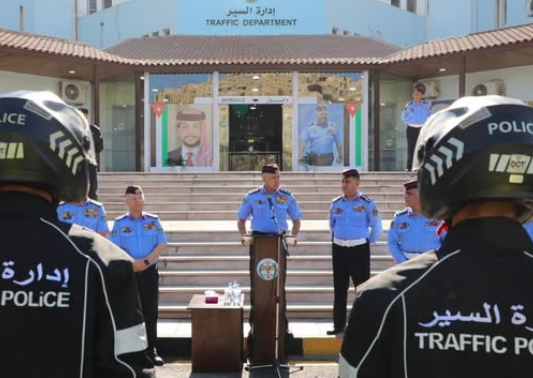 بالصور...مدير الأمن العام يلتقي مديري الإدارات المرورية في إدارة السير