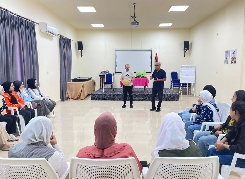 ورشات تدريبية وأنشطة ريادية تميز برامج مراكز الشباب في إربد .