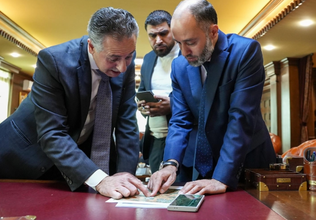 القضاة وباودي يبحثان تعزيز العمل في المنافذ الحدودية بين الأردن وسوريا