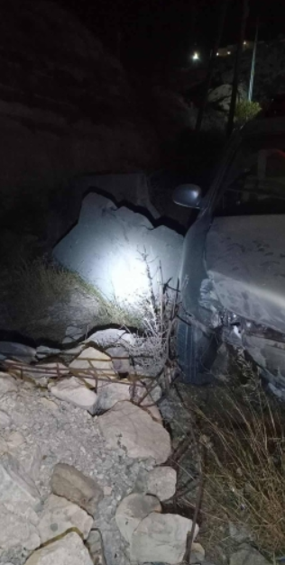 بالصور...حادثا سير منفصلين على طريق الوادي باتجاه المغير دون إصابات