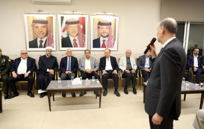 مندوبا عن الملك وولي العهد. العيسوي يعزي المجالي والقدومي والمدني