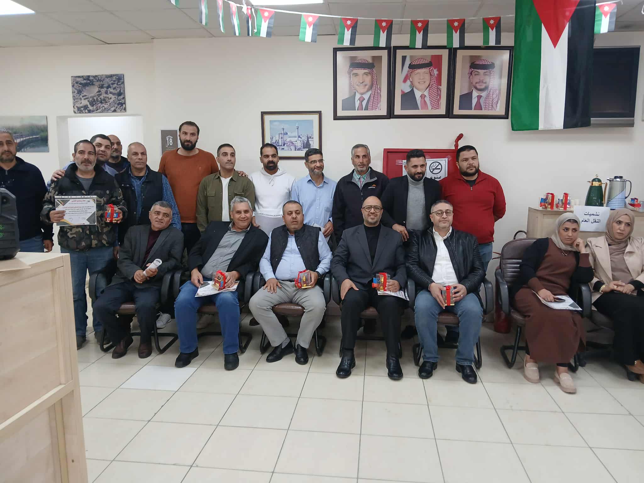 دائرة عمليات النقل العام تحتفل بمرور 18 عاما على تأسيسها وتكرم موظفيها