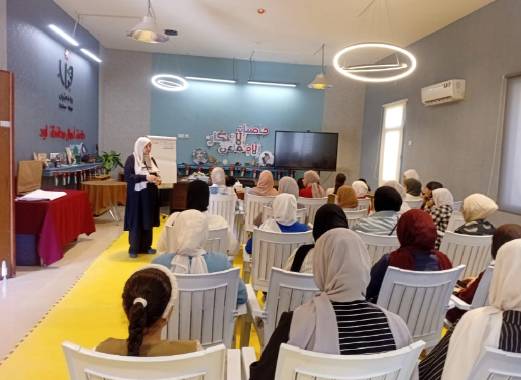 ورشات تدريبية وأنشطة ريادية تميز برامج مراكز الشباب في إربد .