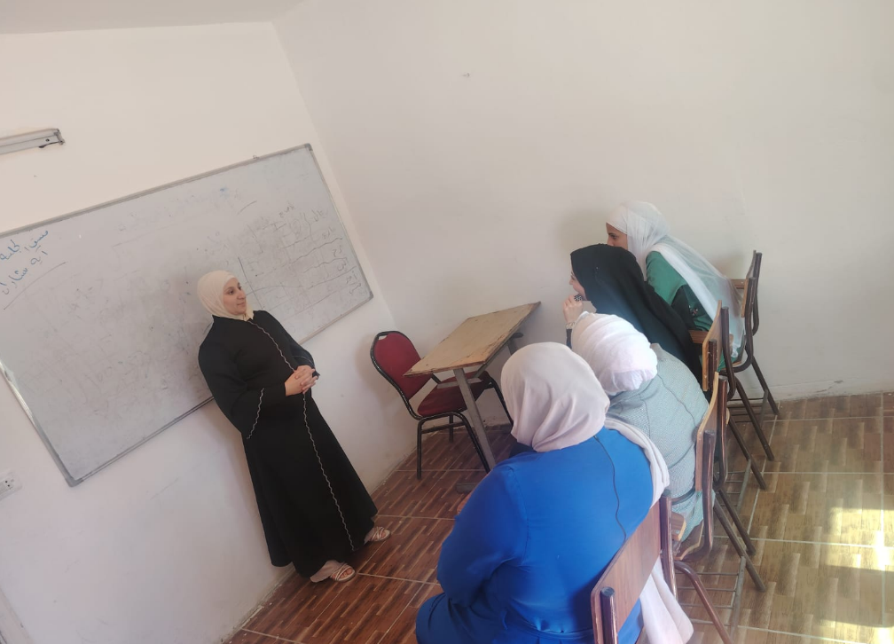 دورة تدريبية حول مهارات البحث عن وظيفة في مركز شابات دير أبي سعيد