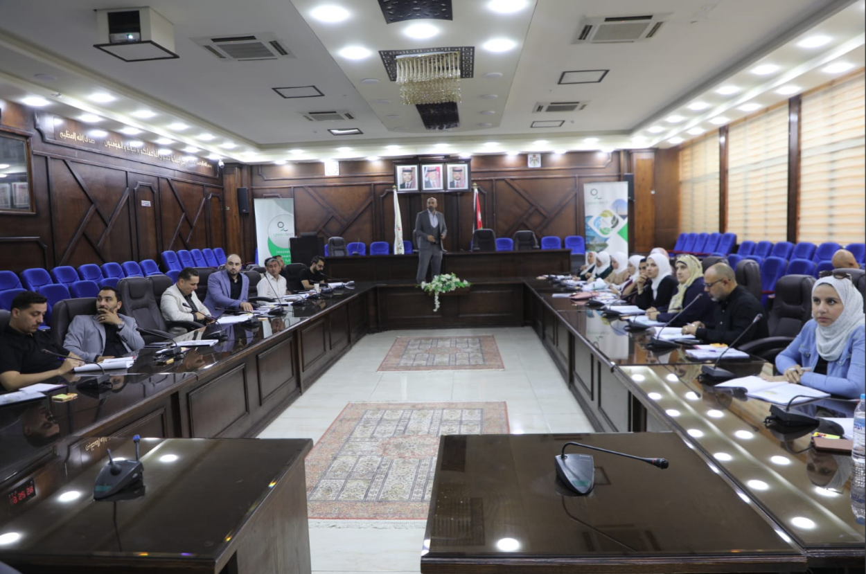 صندوق الطاقة المتجددة يطلق الحزمة الأولى من مشروع تدريب موظفي البلديات