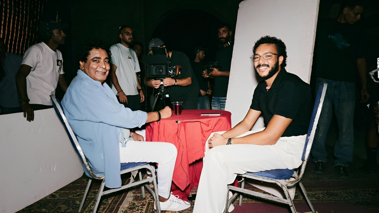 ويجز يطلق كلام فرسان مع محمد منير (فيديو)