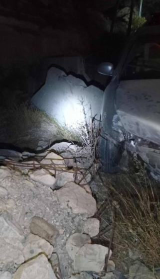 بالصور...حادثا سير منفصلين على طريق الوادي باتجاه المغير دون إصابات