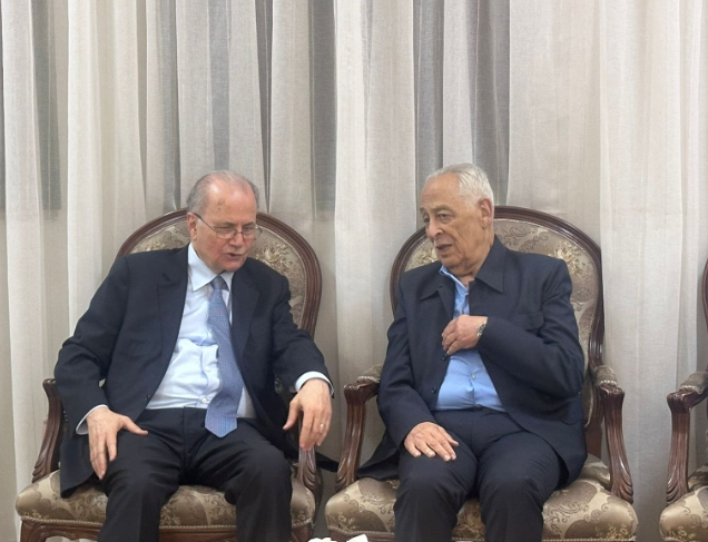 مندوبا عن جلالة الملك وسمو ولي العهد...رئيس الديوان الملكي يعزي بوفاة شقيق رئيس الوزراء الفلسطيني