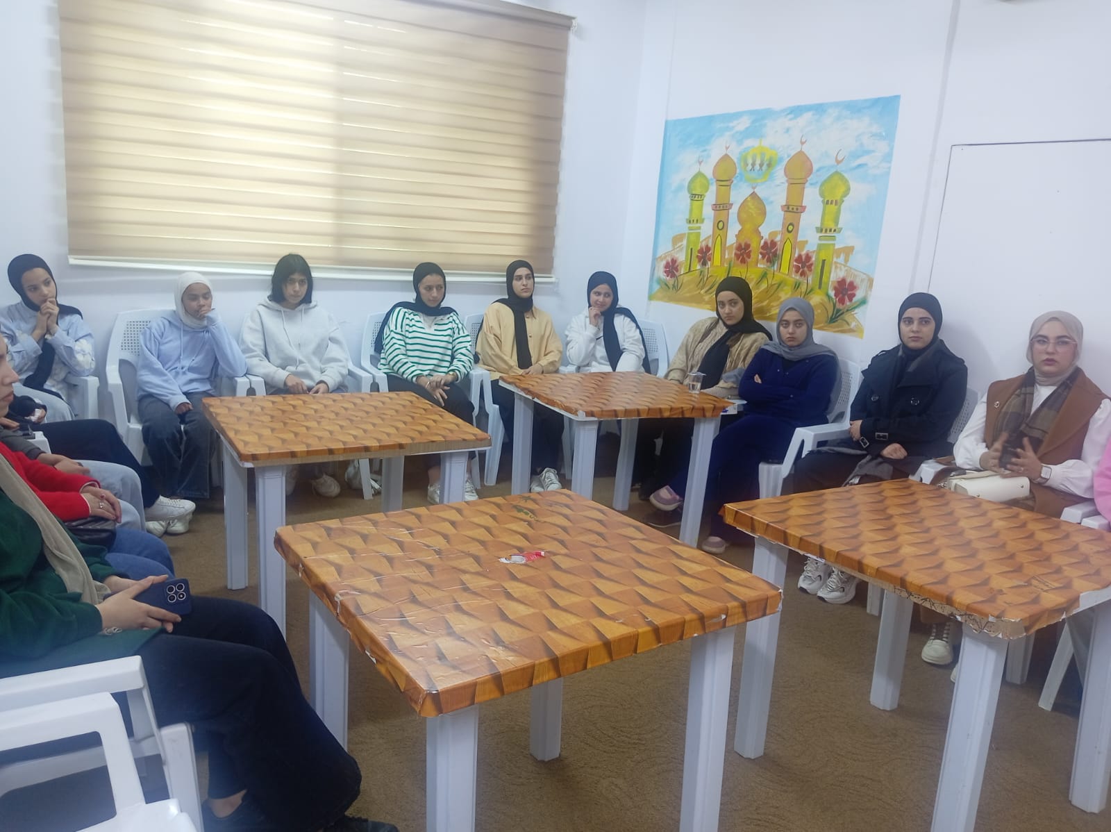 مركز شابات الطيبة ينظم ورشة حول الجرائم الإلكترونية