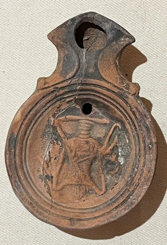 كانت مقتناة من قبل شخص خلال ستينيات القرن الماضي...الأردن يستعيد قطعا أثرية من الولايات المتحدة