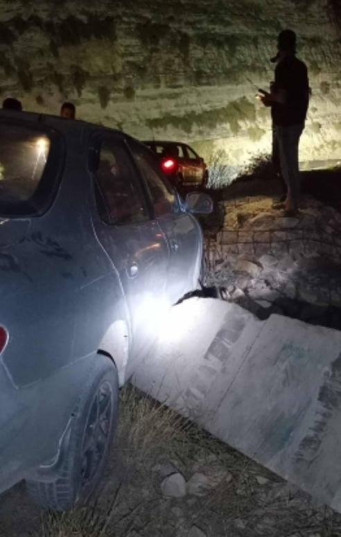 بالصور...حادثا سير منفصلين على طريق الوادي باتجاه المغير دون إصابات