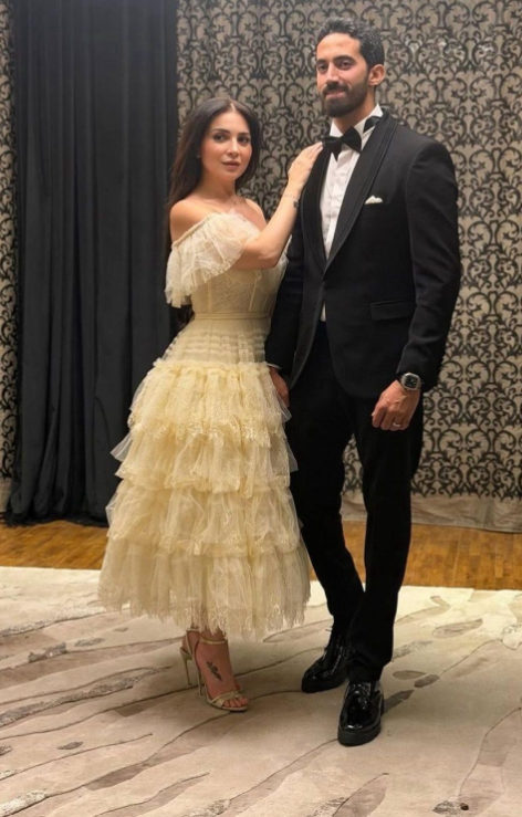 الصور الأولى من شهر عسل مي عز الدين وأحمد تيمور