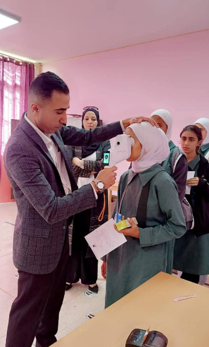 السواريس تتابع فعاليات اليوم الطبي لفحص النظر في مدرسة المعمورة الأساسية للبنات.